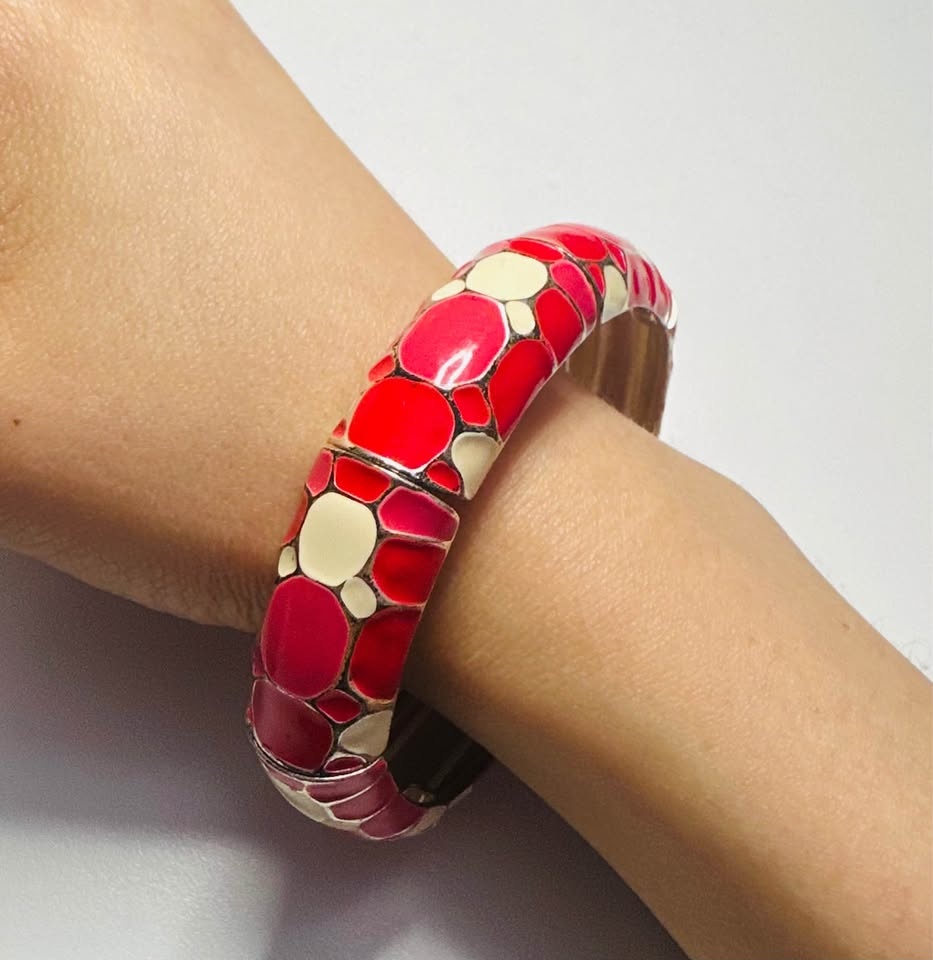 Silver-Tone-3-Tone Red Pink White Enamel Stretch Bracelet