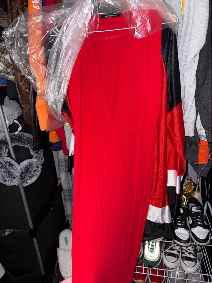Red Misguided Dress - size S-M (stretchy, deep v cut, no sleeves - photo 3