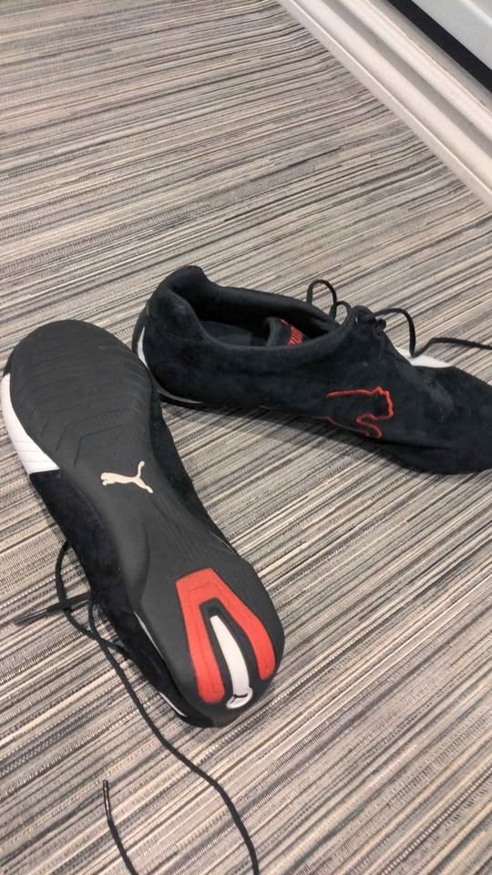 Classic Puma Shoes Size 10 - photo 3