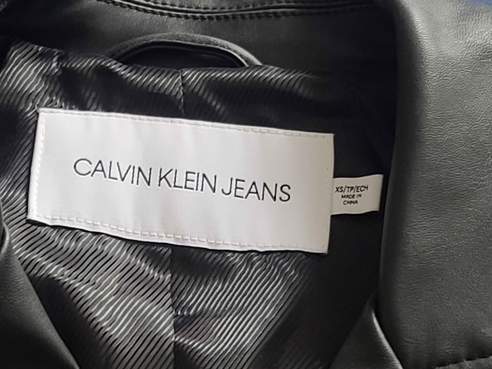 Calvin Klein Jeans Faux Leather Jacket – XS - photo 2