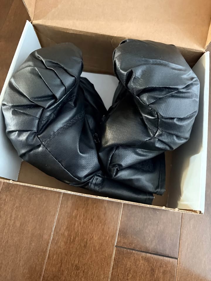2 Kids punching gloves - photo 3