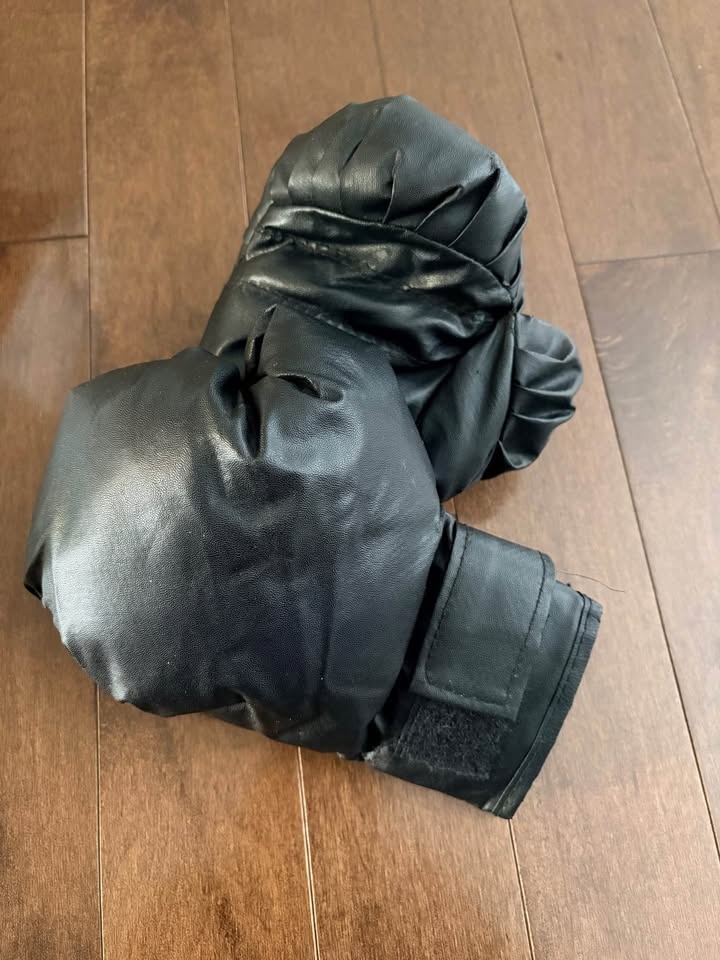 2 Kids punching gloves - photo 4