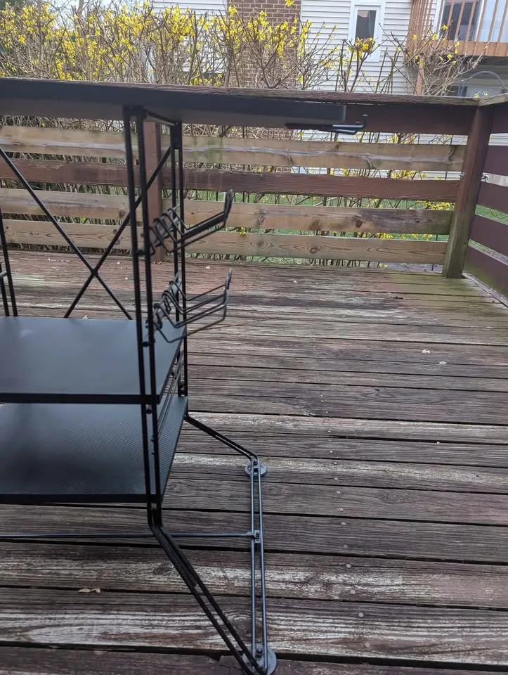 Console Gaming Stand image indicator(3)