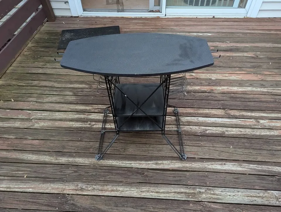 Console Gaming Stand image indicator(5)