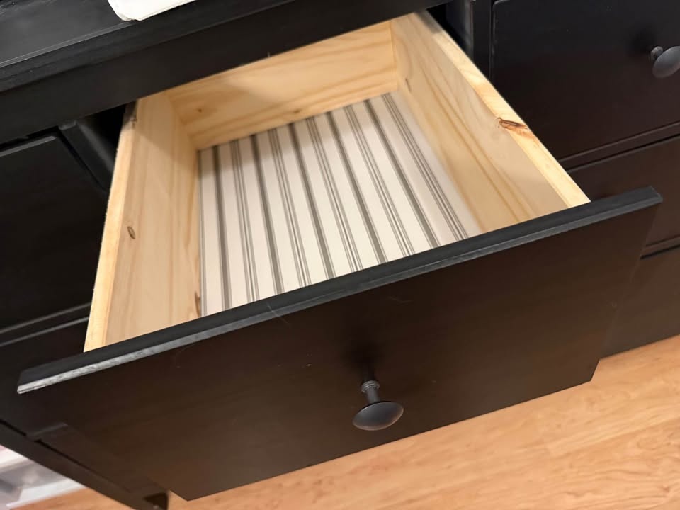 IKEA Hemnes 8-Drawer Dresser (Black-Brown) - photo 3
