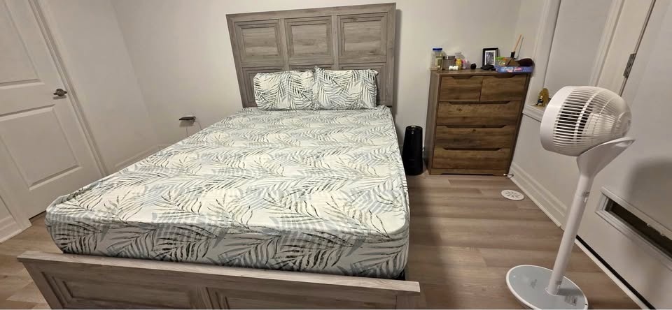 Lara Panel Bed with Headboard & Frame - Queen, Antique Grey