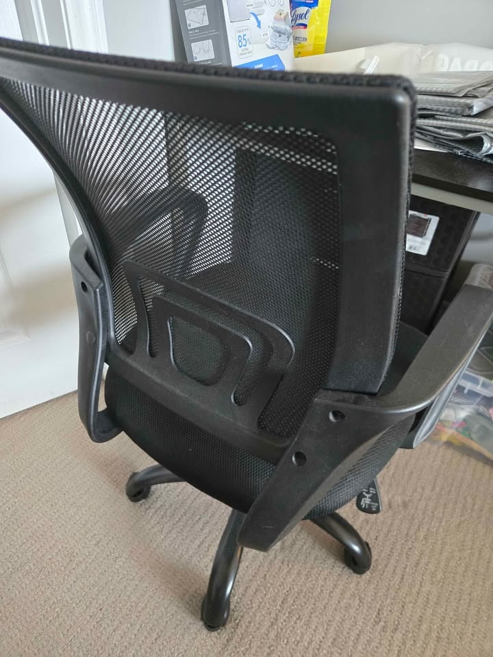 Office Desk Chair in Great Condition - photo 2