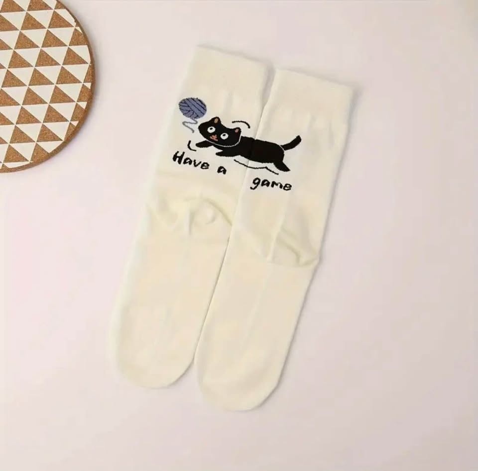 2 Pairs Polyester Knit Animal Crew Socks