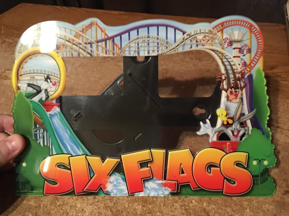 Looney Tunes Picture Frame - Six Flags Bugs Bunny, Taz, Tweety, - photo 3