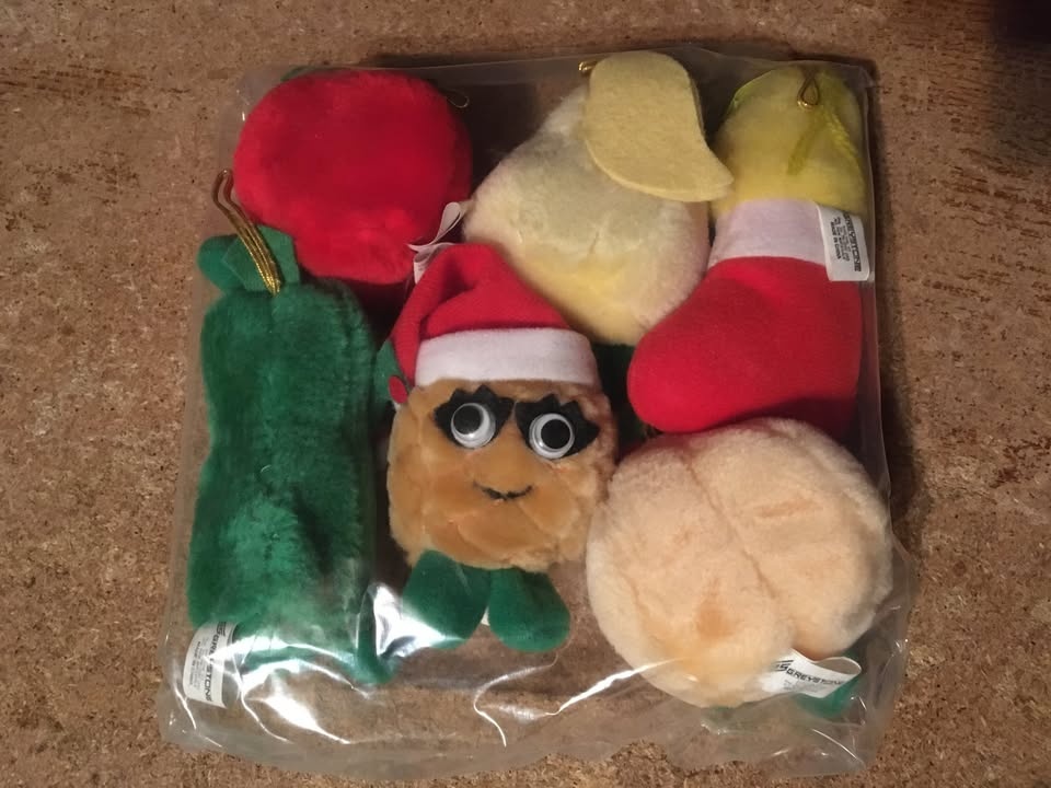 SET OF 6 VINTAGE DEL MONTE YUMKINS PLUSH CHRISTMAS ORNAMENTS - photo 2