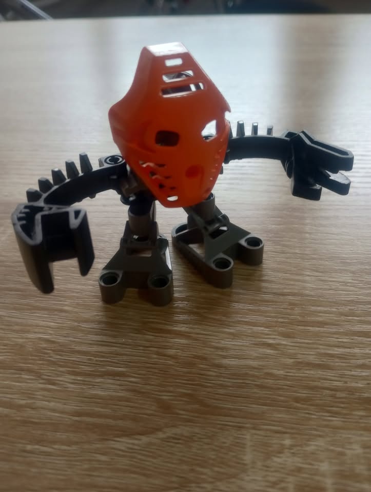 Bionicle Boxor and Matroan with Instruction Booklet - LEGO 8556 - photo 5