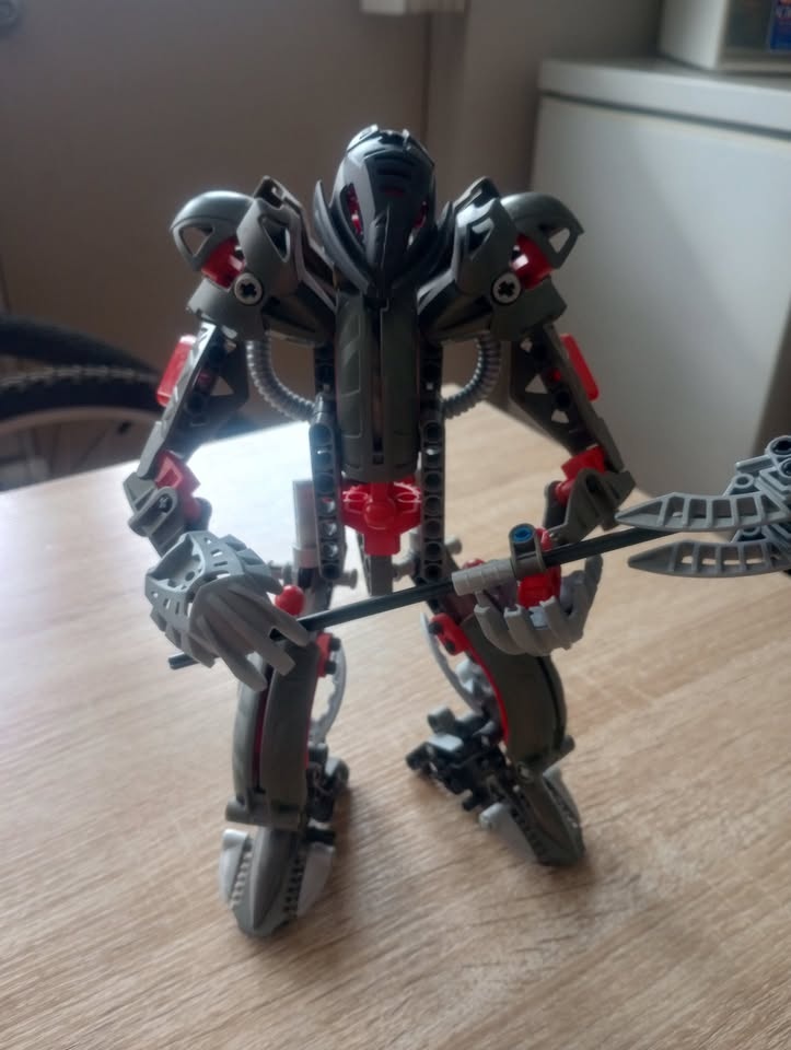 Bionicle - Makuta with Instruction Booklet - LEGO 8593 - photo 3