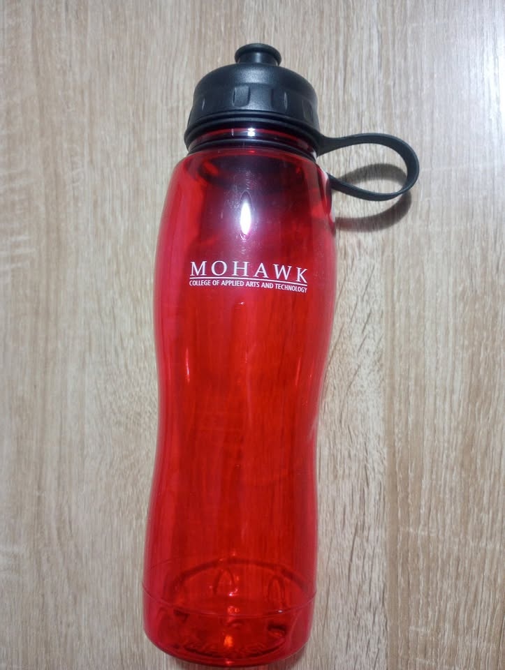 Mohawk College Water Bottle (NOT USED)