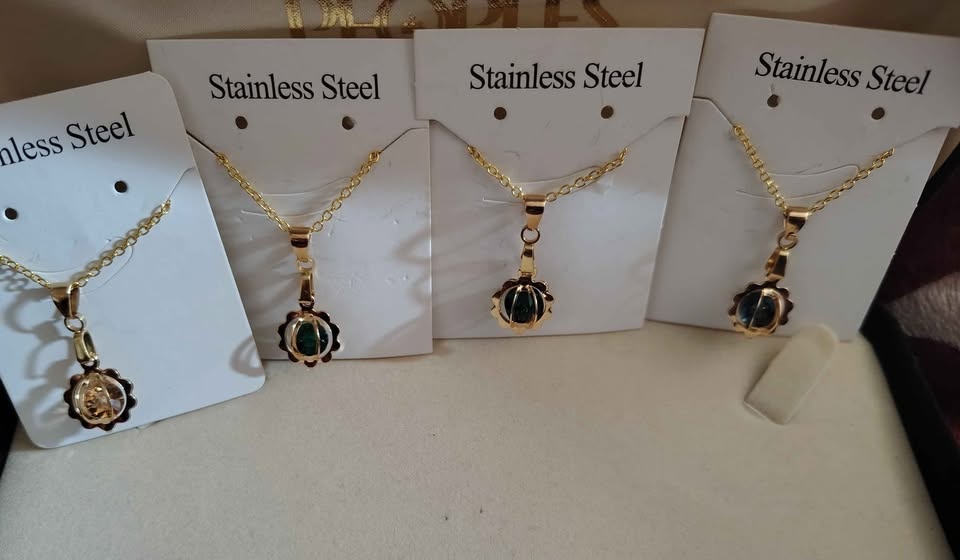 Handmade Stereo Flower Gold Tone Necklace & Earring Sets - photo 2