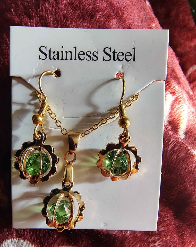 Handmade Stereo Flower Gold Tone Necklace & Earring Sets - photo 4