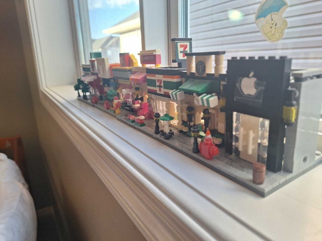 Custom Lego Street Stores - photo 2