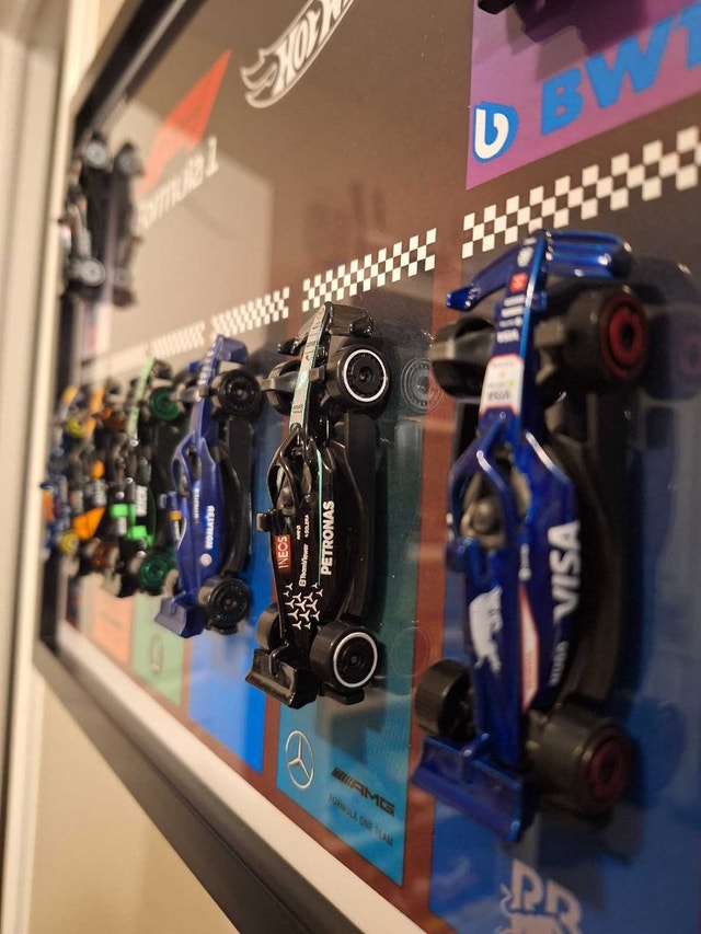 Custom Made 2024 Hot Wheels F1 Display - photo 2