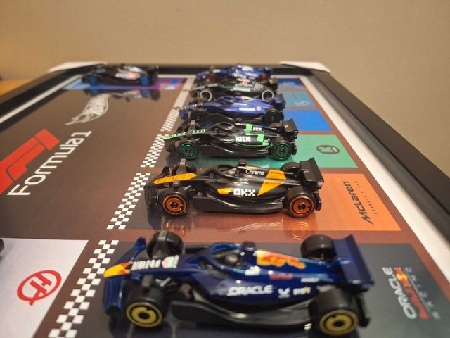 Custom Made 2024 Hot Wheels F1 Display - photo 3