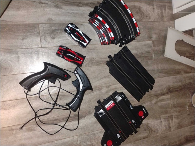 Moto Master Slot Car System - photo 2