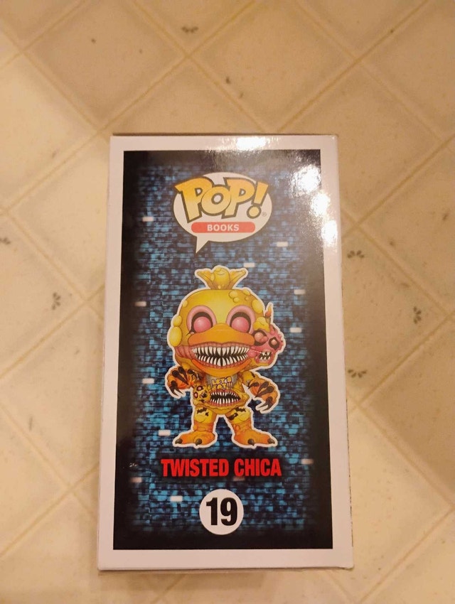 Five Nights at Freddy's Twisted Chica Funko Pop - photo 2