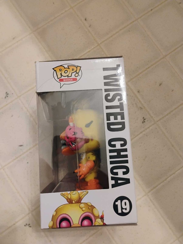 Five Nights at Freddy's Twisted Chica Funko Pop - photo 4