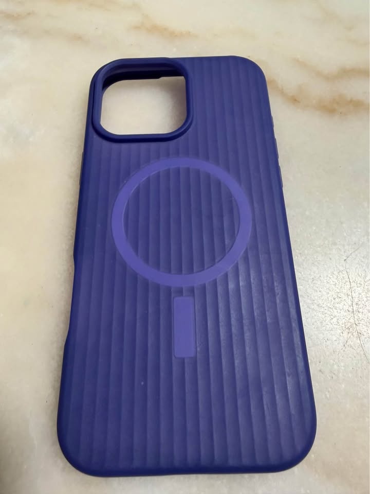 16 Pro Max OtterBox Case - photo 5