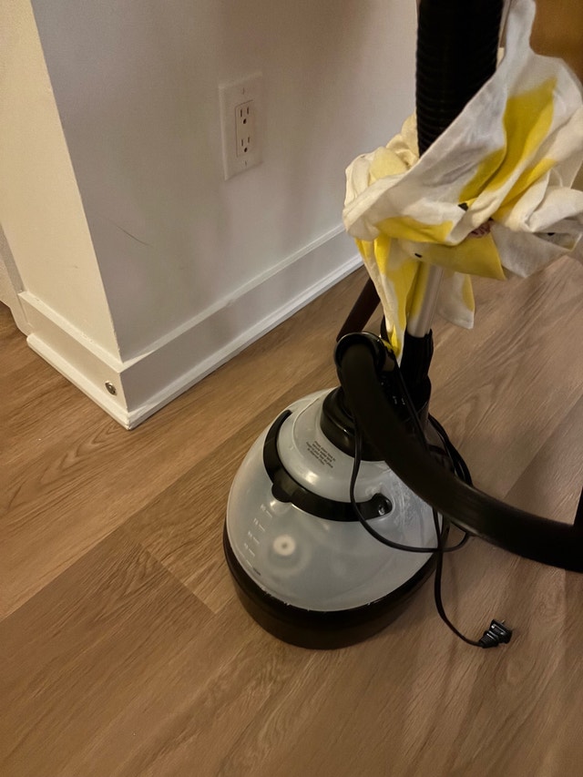 Used Bissell Steamer for Clothes