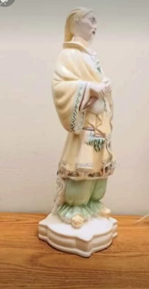 Vtg.Tall Hand Painted Chinese Emperor Statue image indicator(3)
