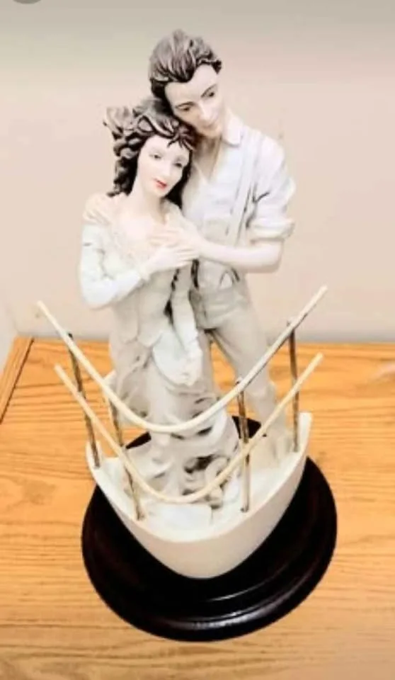 1999 Signed Artist Tall Capodimonte Hand Crafted Statue image indicator(6)