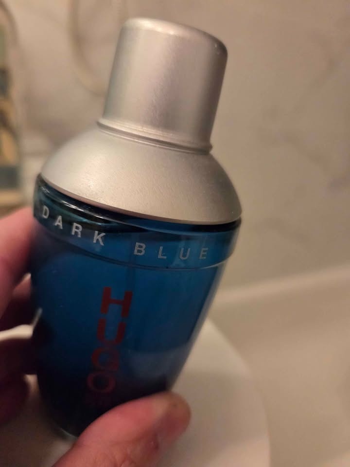 Hugo Boss Dark Blue Cologne - photo 2