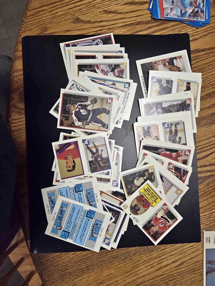 1988-89 O-Pee-Chee Hockey Stickers