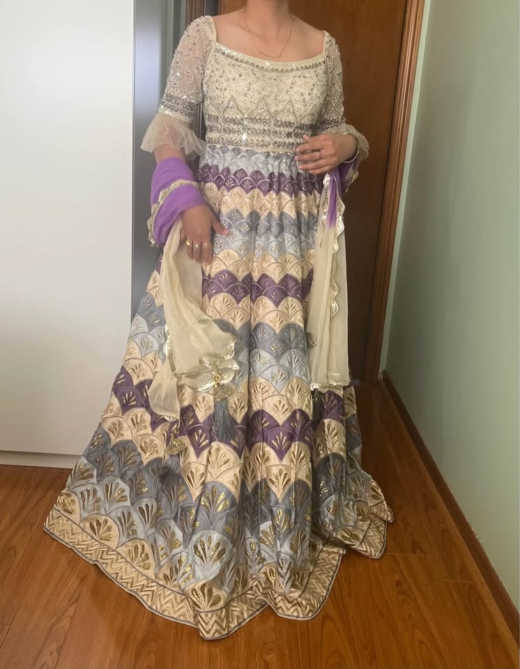 Off-white Lehenga