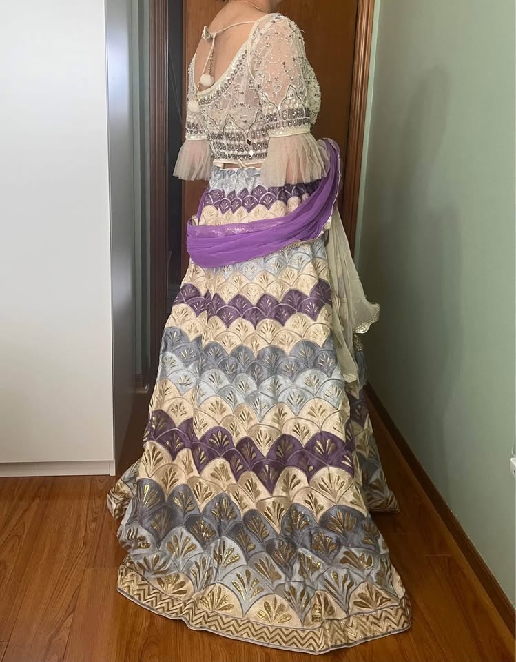 Off-white Lehenga - photo 2