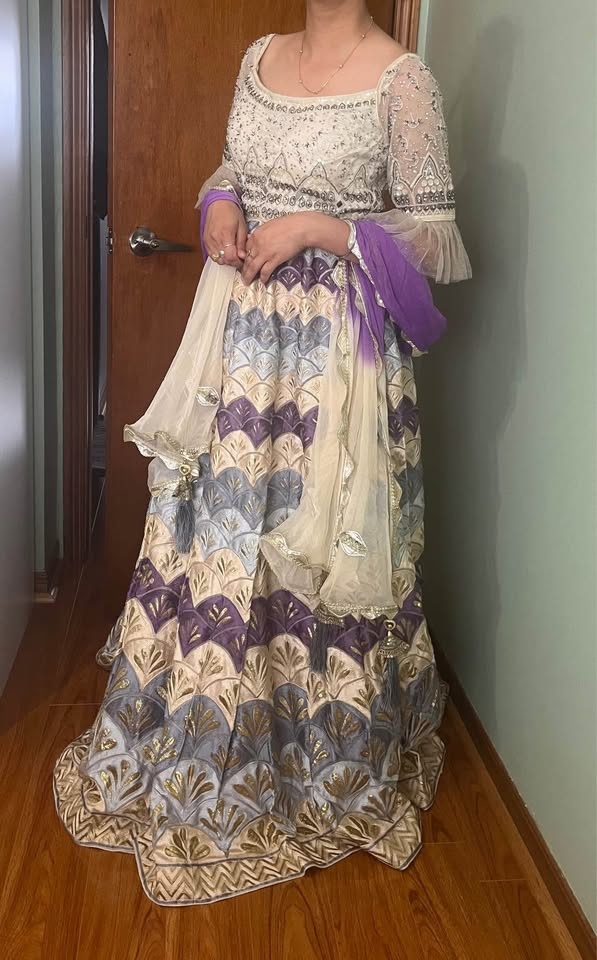 Off-white Lehenga - photo 5