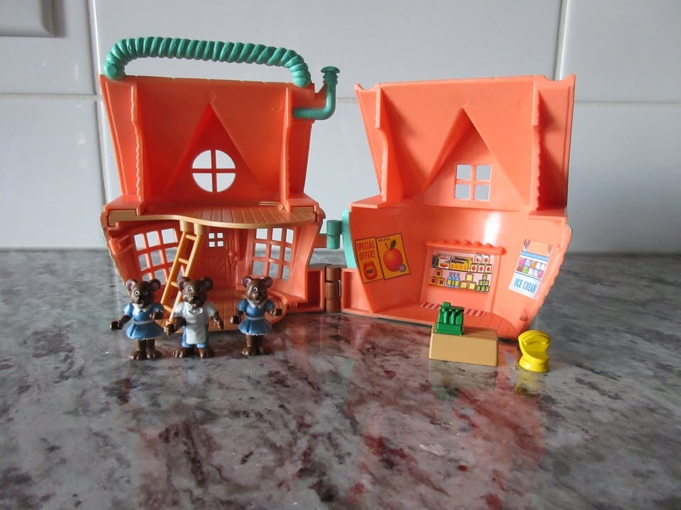 1995 Vivid Imaginations Teeny Weenie Families Brown's Mini Marke - photo 2
