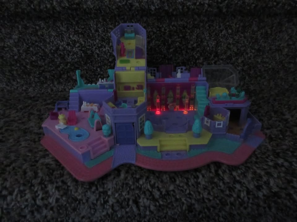 1994 Polly Pocket Magical Mansion Playset - photo 2