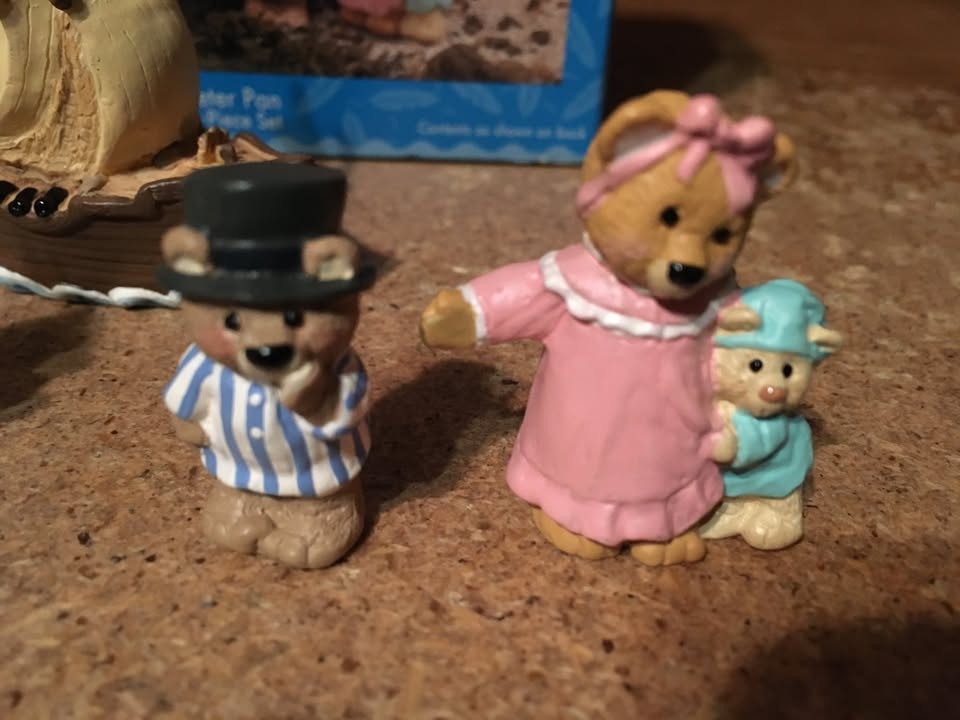 Hallmark Merry Miniatures Peter Pan Teddy Bears Set of 5 - photo 2