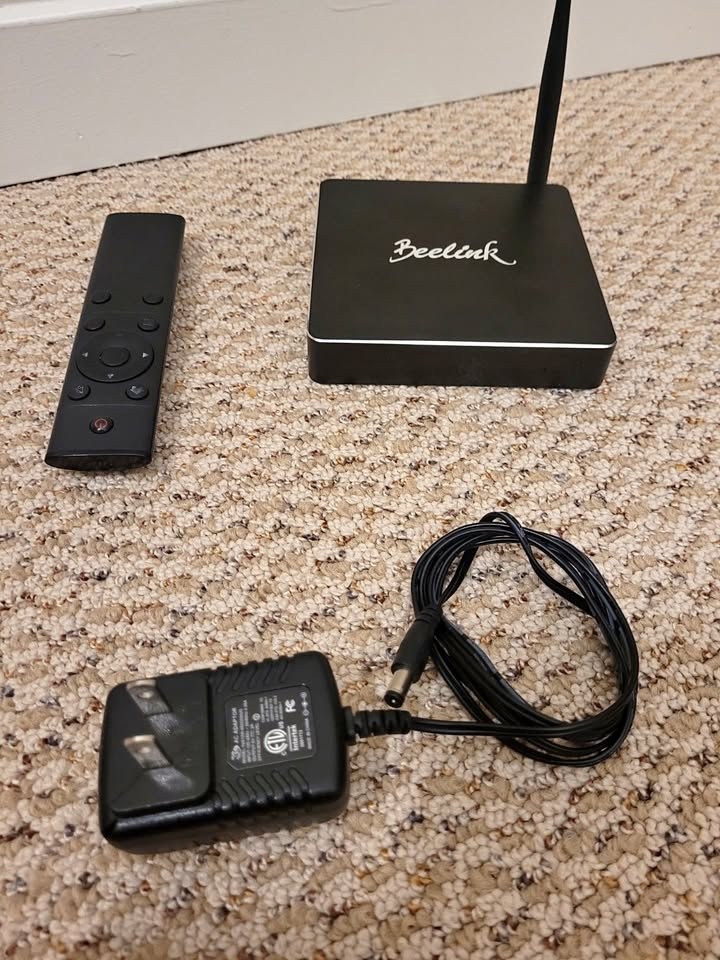 Metal TV BOX Beelink (Read Ad please)