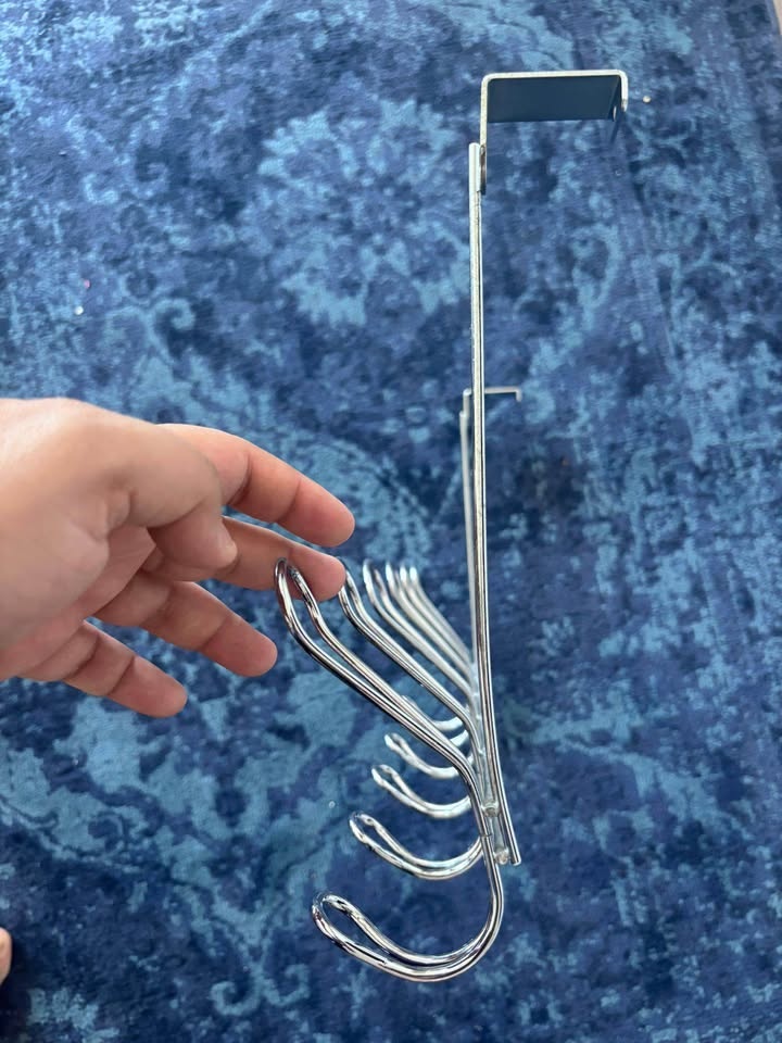 6-Hook Over-the-Door Rail, Silver - Holds up to 15.8kg - photo 2