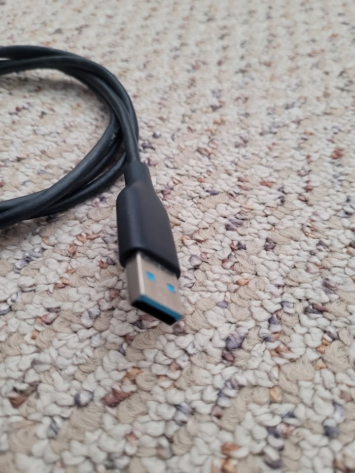 USB A to USB 3.1 Micro-B 10 Pin Adapter - photo 2