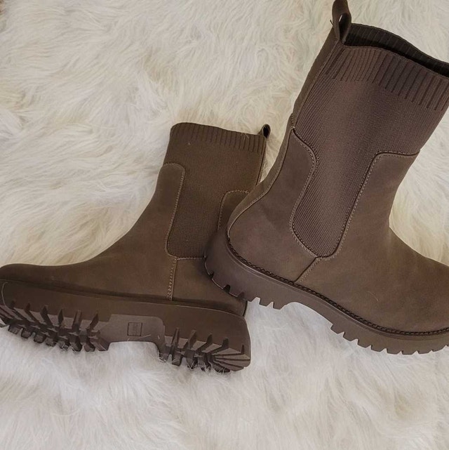 Aldos brow boots woman Size 8 Brand New - photo 4
