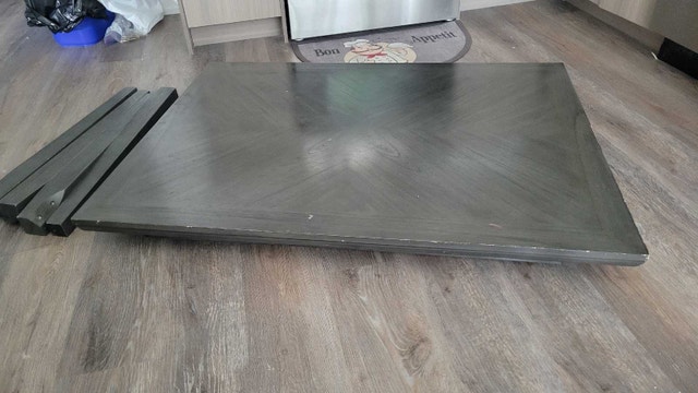 Dining table without chairs leona brand - photo 2