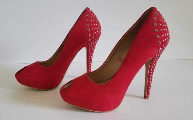 Red Heel Forever 21 Brand New Size 7 - photo 2