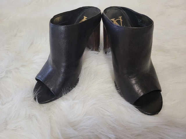 Vince Camuto Mules - Size 8 - photo 4
