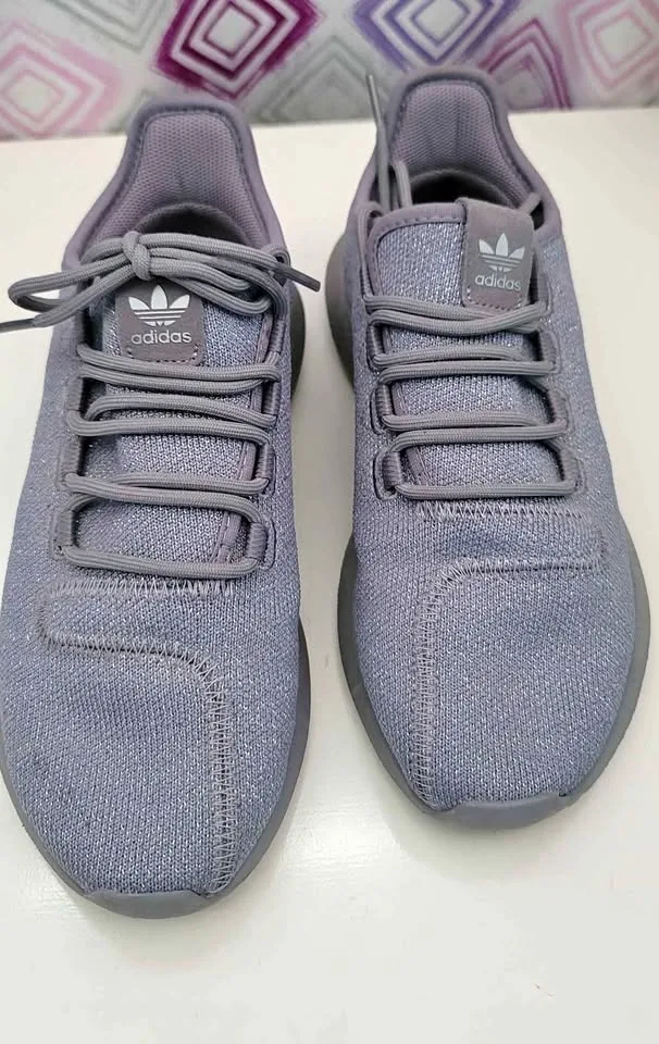 Girls Adidas Shoes Size 5 Youth thumbnail