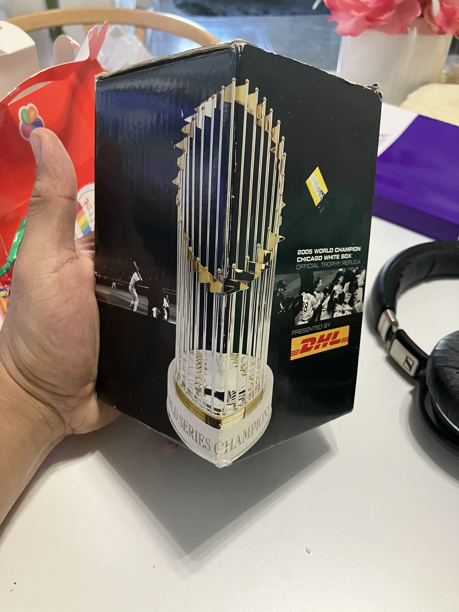 Chicago White Sox World Series Trophy - photo 2
