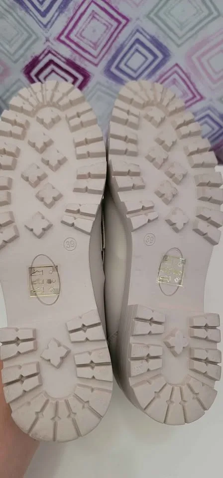 NEW K Studio Chunky Women's Loafers Size 9 image indicator(3)