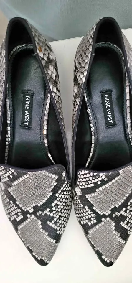 Nine West Women's Flats Size 8 thumbnail