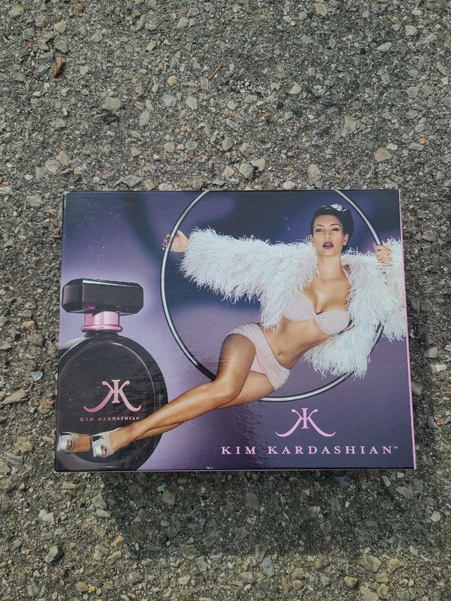 Kim Kardashian Gold Eau de Parfum Set for Women