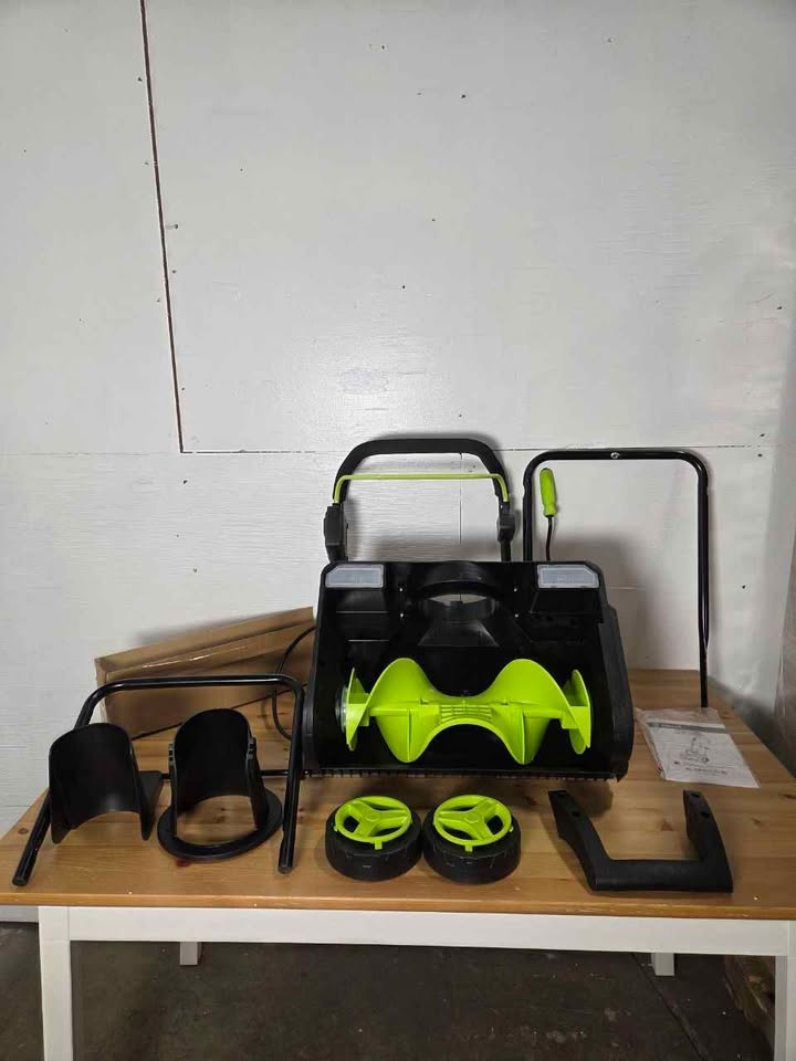 DEKOPRO 20 Inch Electric Snow Blower 15A Motor, New - photo 3